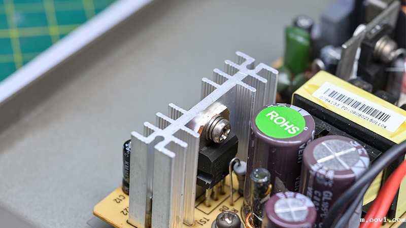 行业里如何正确选择雷竞技官方网站下载片？